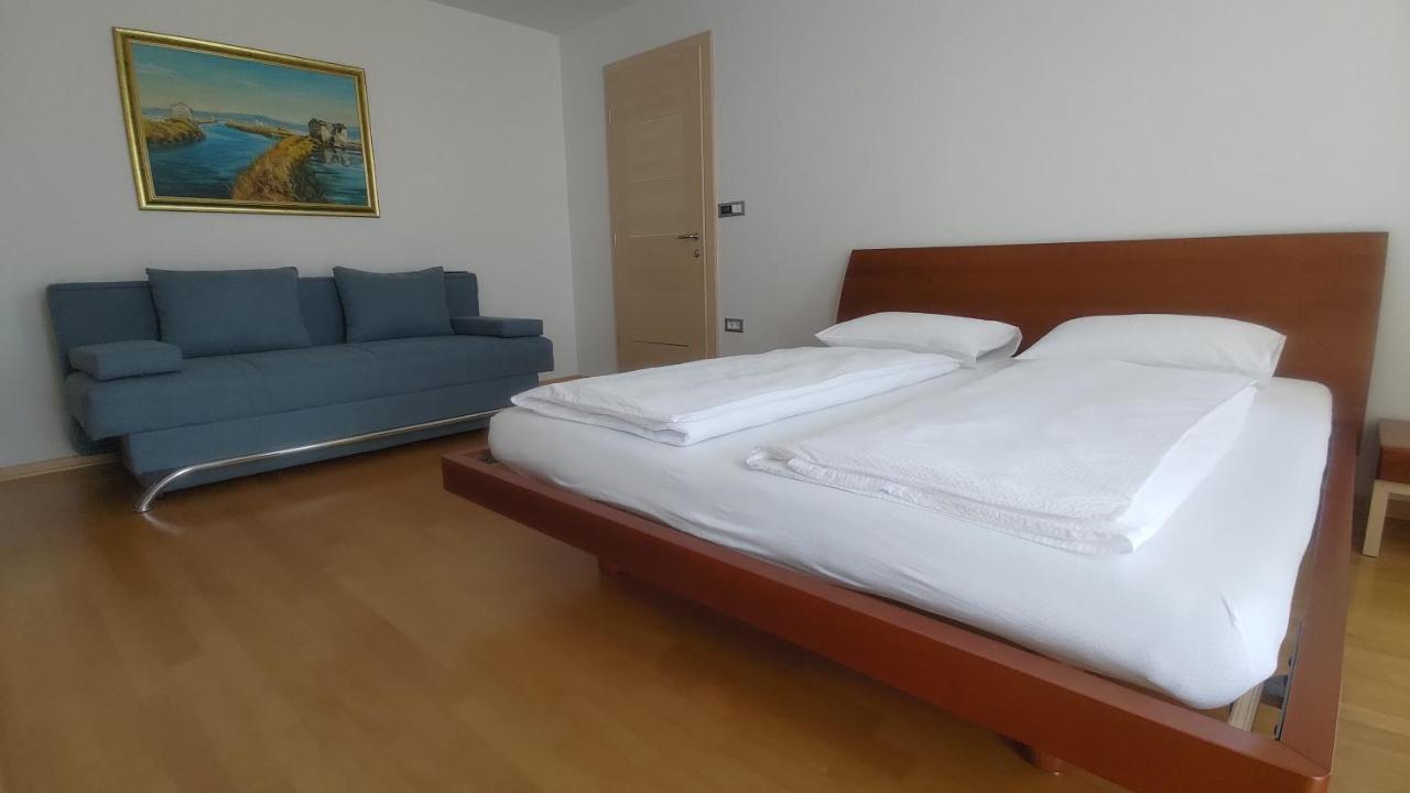 Apartmaji Palea อิซอลา ภายนอก รูปภาพ
